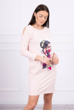 Šaty s grafikou a farebnou stuhou 3D pudrovo ružové