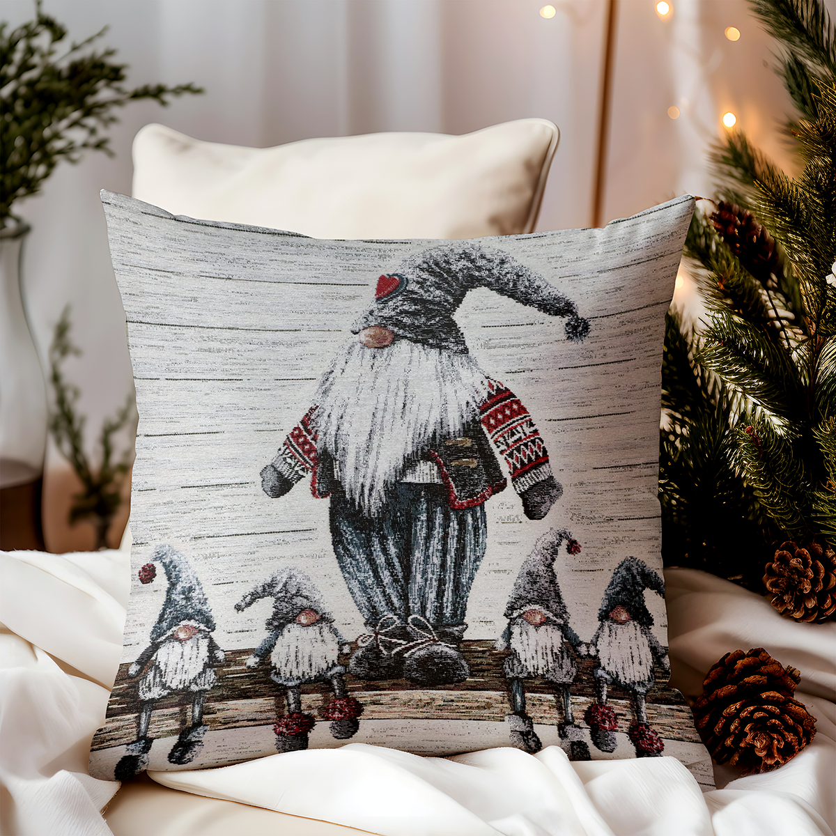 Vianočná gobelínová obliečka na vankúš Šedý škriatok 42x42 cm Chenille IT04