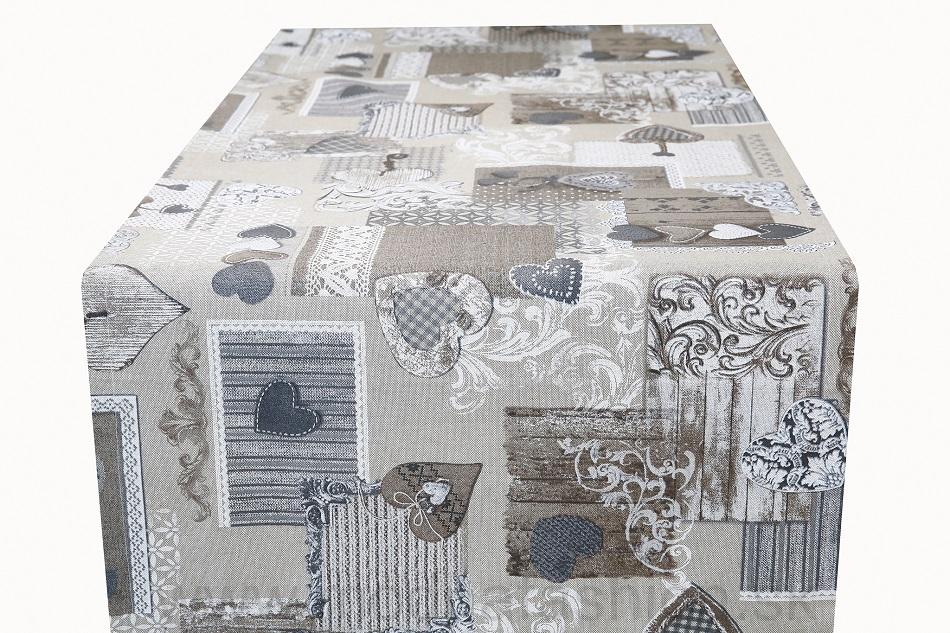 Behúň patchwork so šedohnedými srdiečkami 50x150 cm MADE IN ITALY